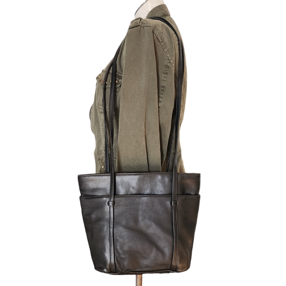 Saddle River Black Faux Leather Women's Shoulder Bag